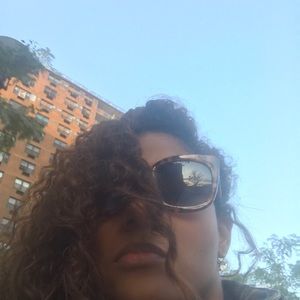 Meet your Posher, Jenna